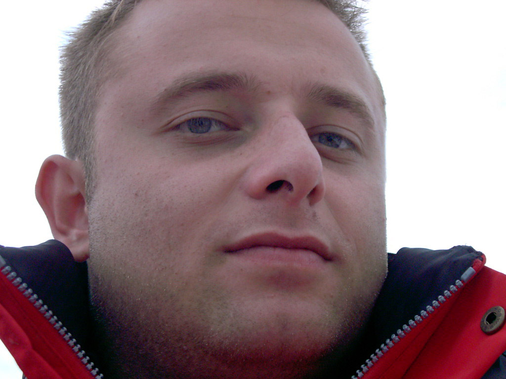 Click to display next picture