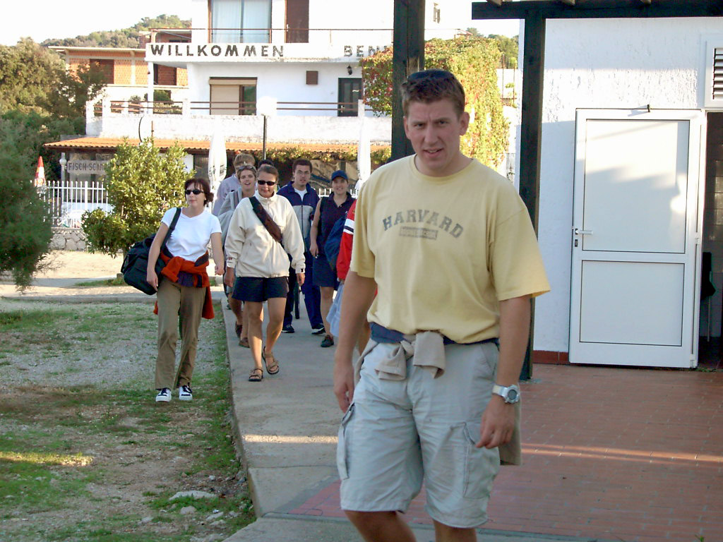 Click to display next picture