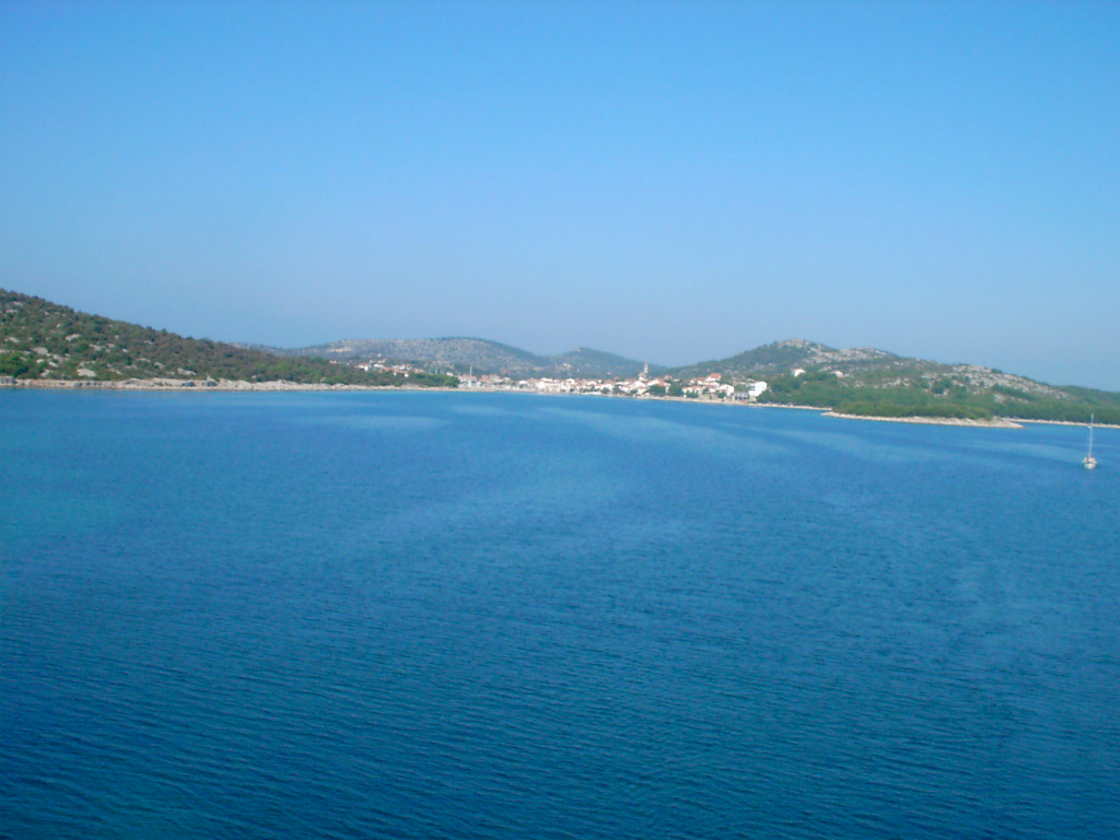 Click to display next picture